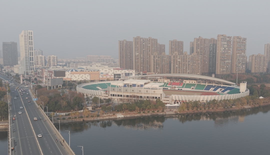 现场比分-随州足球队楚超首场赛事即将热血开踢